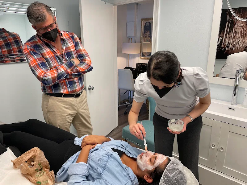 Flawless Faces photo 1