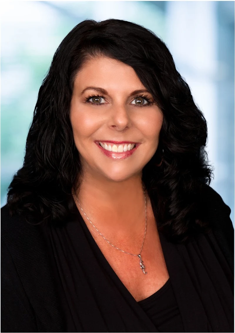 Treasa Bode, Medical Aesthetician photo 1