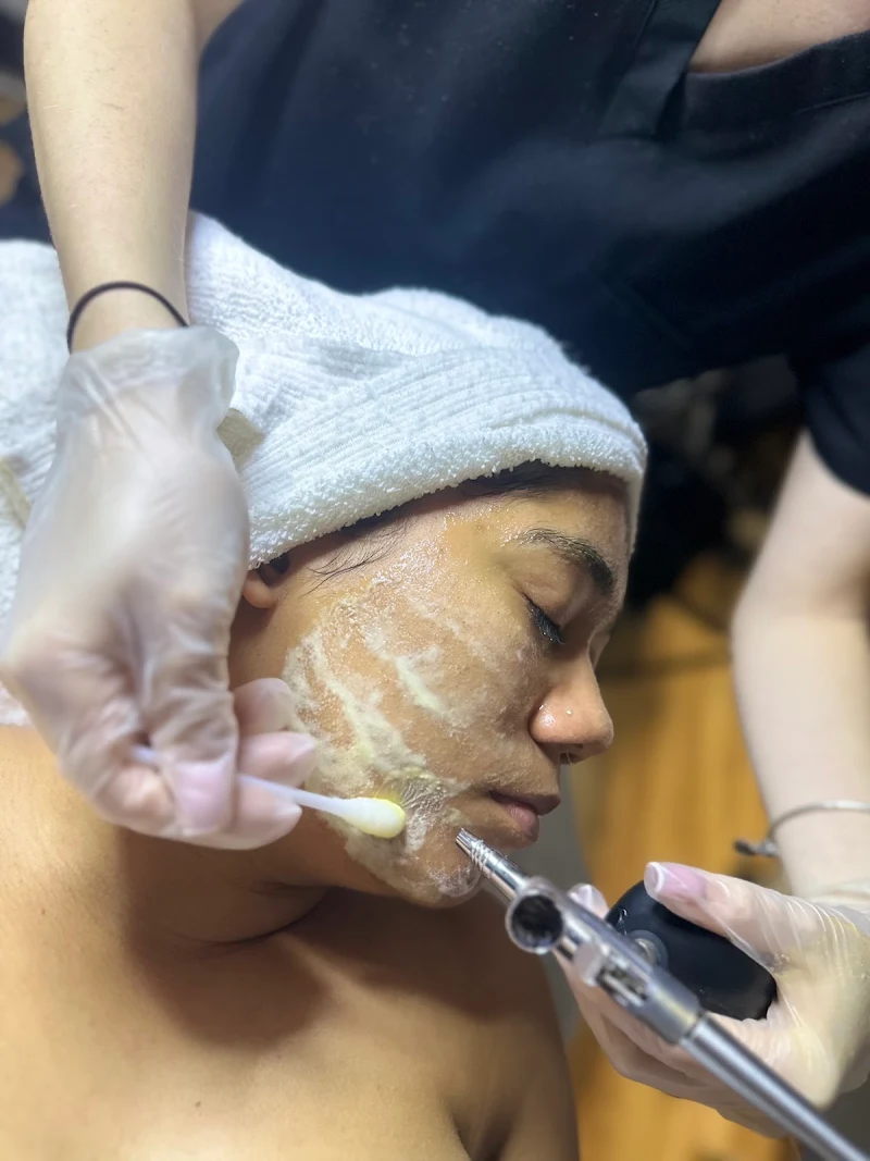 Inara Aesthetics & Beauty Bar photo 3
