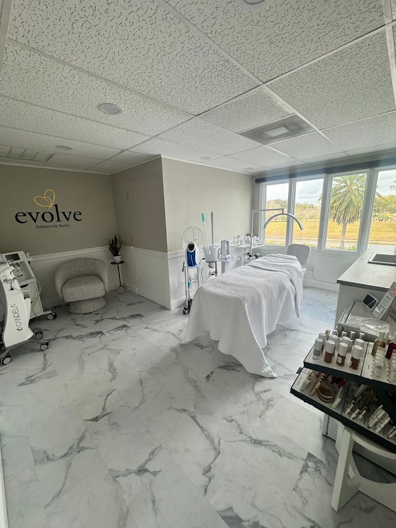Evolve Esthetics by Rachel