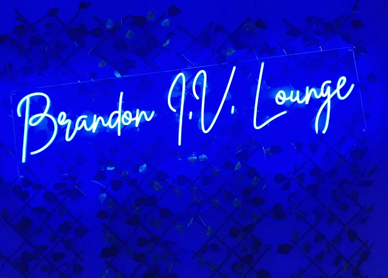 Brandon IV Lounge